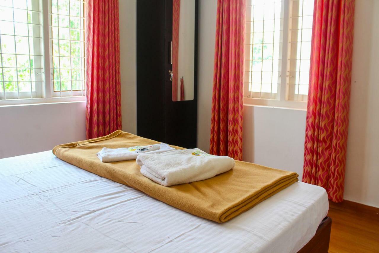 Magic Land Resorts Athirapally Irinjalakuda 外观 照片