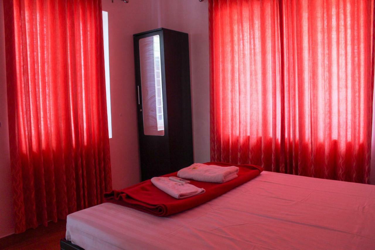 Magic Land Resorts Athirapally Irinjalakuda 外观 照片