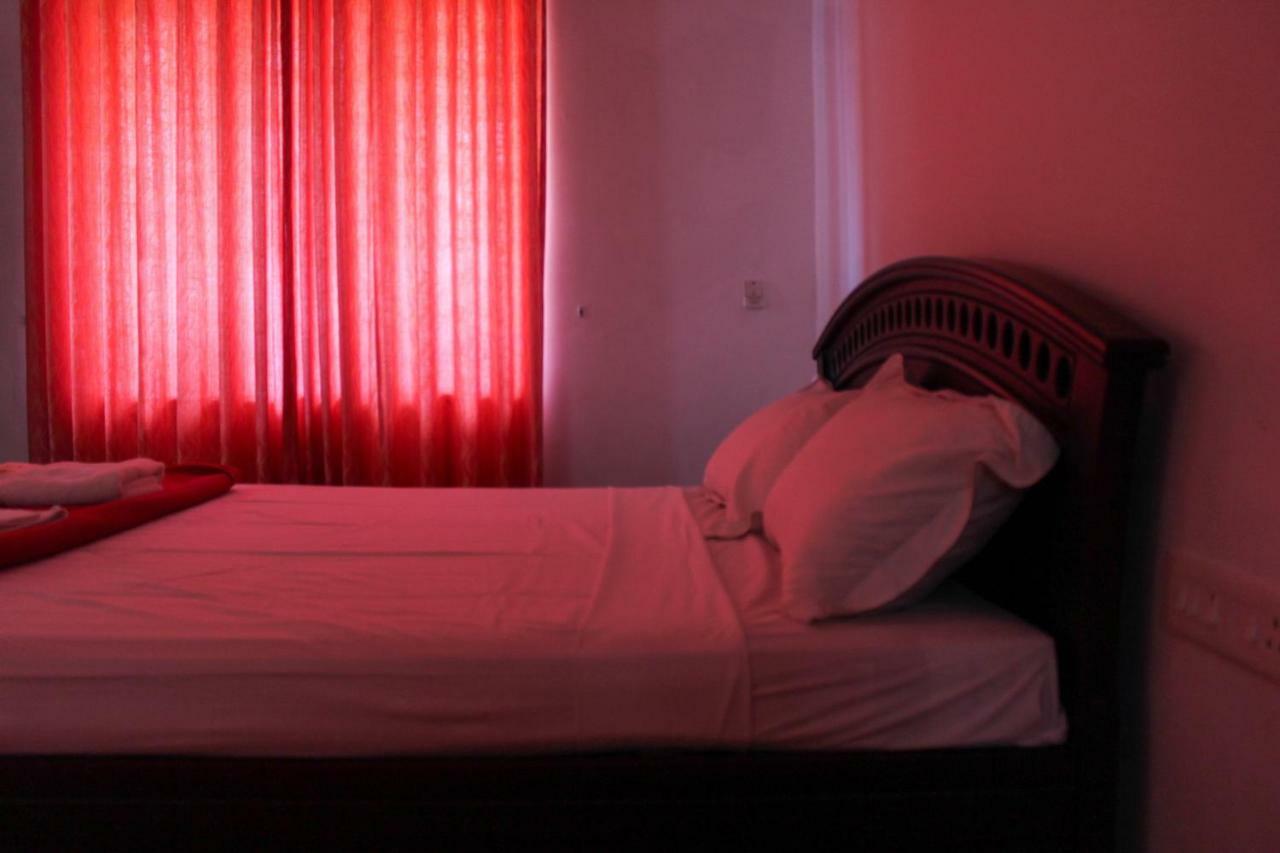 Magic Land Resorts Athirapally Irinjalakuda 外观 照片